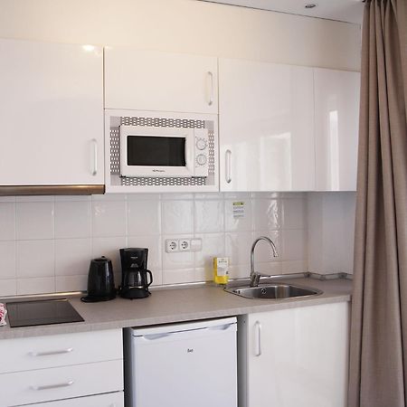 Hotel Apartamentos Cala Сантаньї Екстер'єр фото