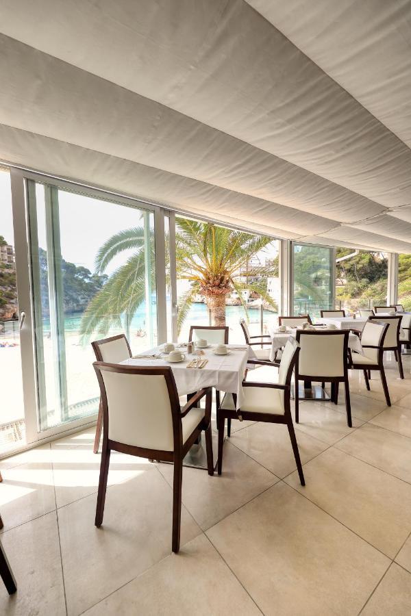 Hotel Apartamentos Cala Сантаньї Екстер'єр фото