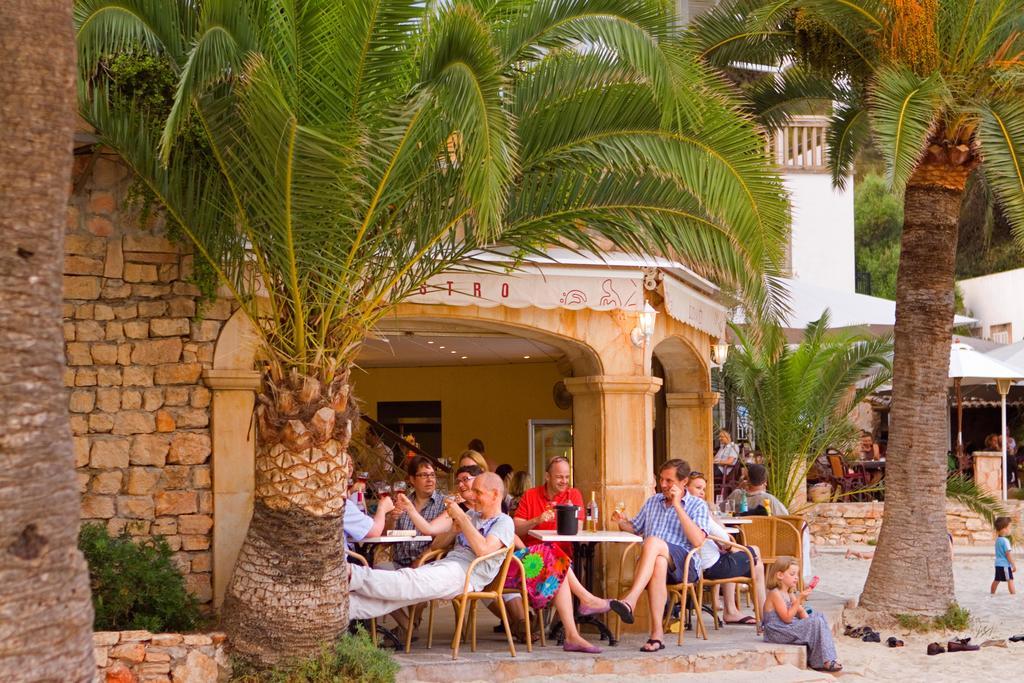 Hotel Apartamentos Cala Сантаньї Екстер'єр фото