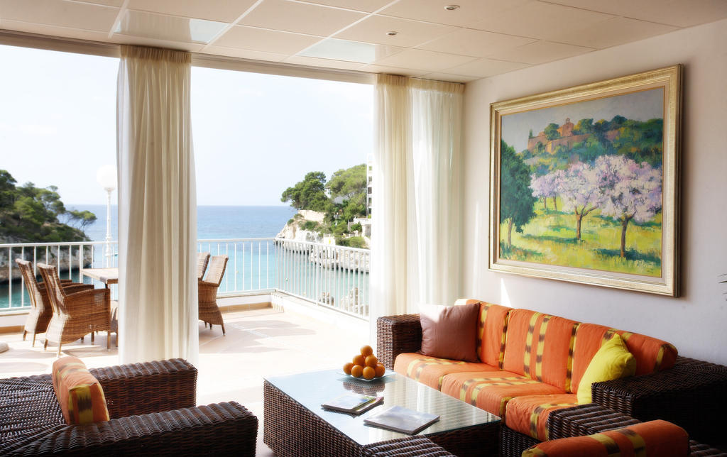Hotel Apartamentos Cala Сантаньї Екстер'єр фото